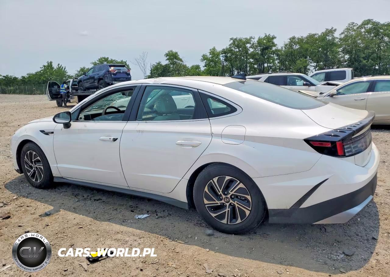 2026 Hyundai Sonata Hybrid Blue VIN:KMHL24JJ4TA140648 - 2