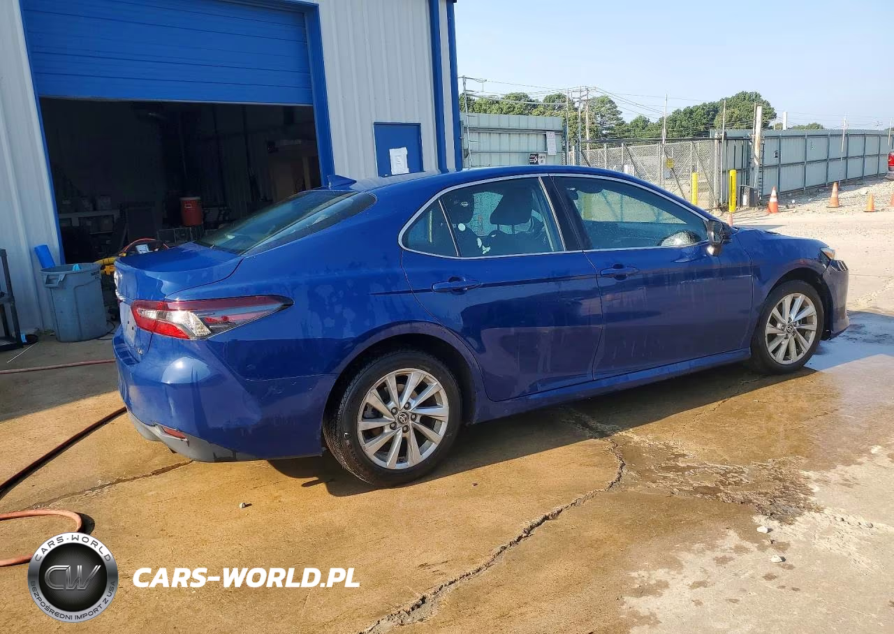 2024 Toyota Camry Le VIN:4T1C11AKXRU216794 - 3