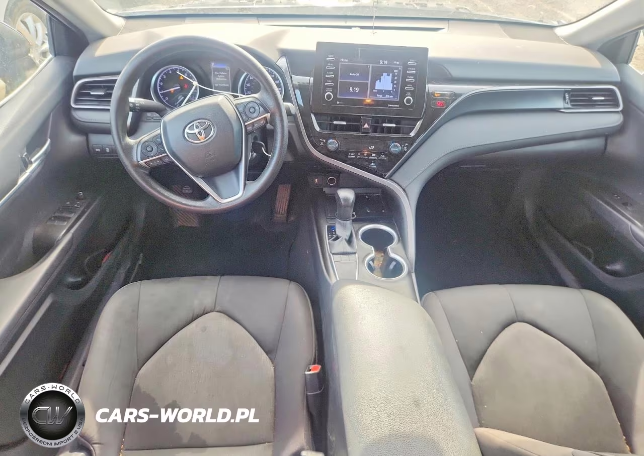 2024 Toyota Camry Le VIN:4T1C11AKXRU216794 - 8