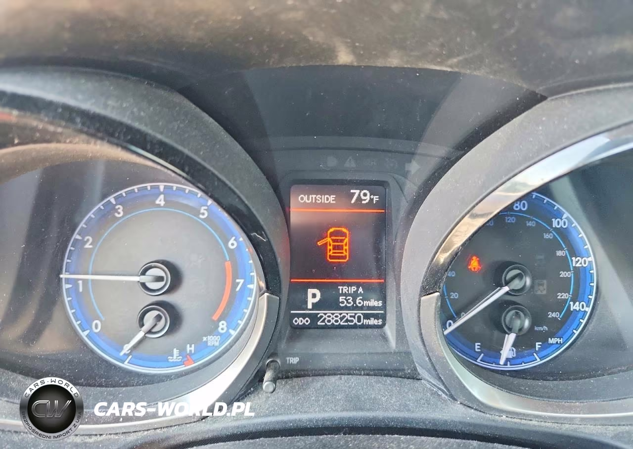 2015 Toyota Corolla S Plus VIN:2T1BURHE4FC354474 - 9