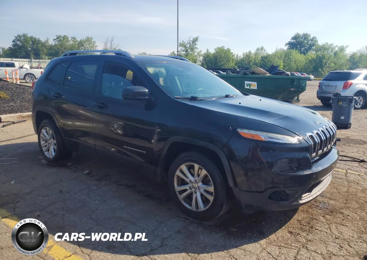 2015 Jeep Cherokee Sport VIN:1C4PJLAB7FW620587 - 4