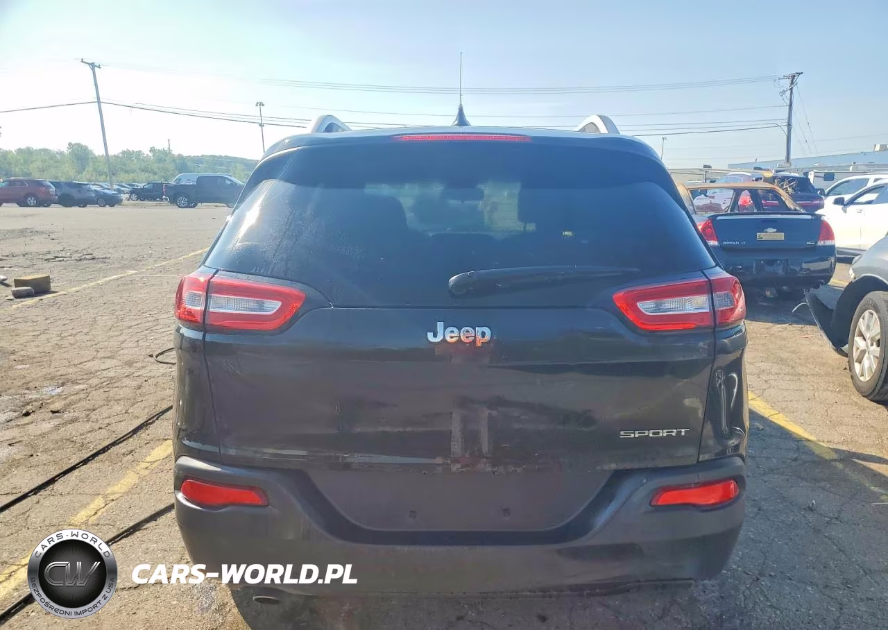 2015 Jeep Cherokee Sport VIN:1C4PJLAB7FW620587 - 6