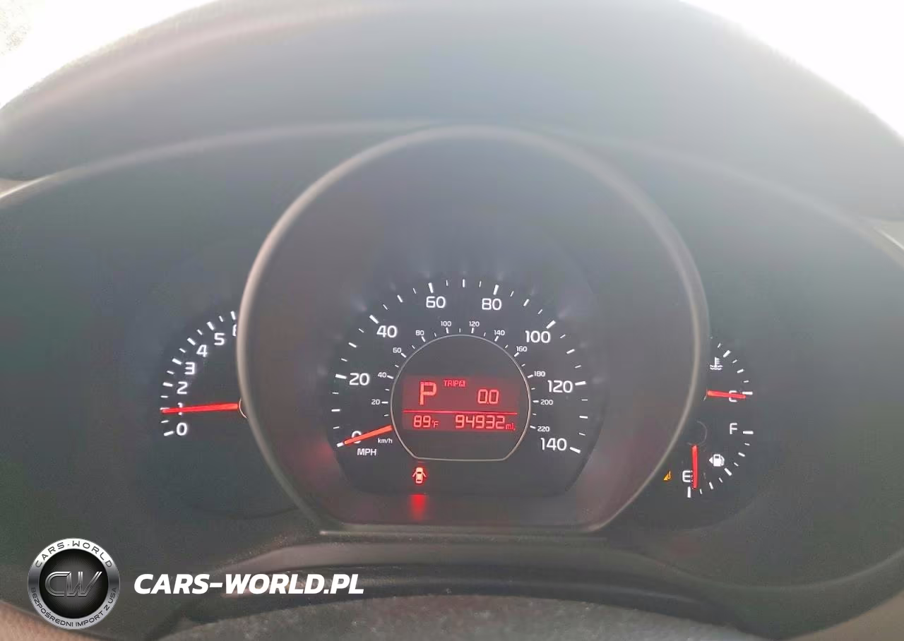 2015 Kia Soul + VIN:KNDJP3A5XF7192751 - 9