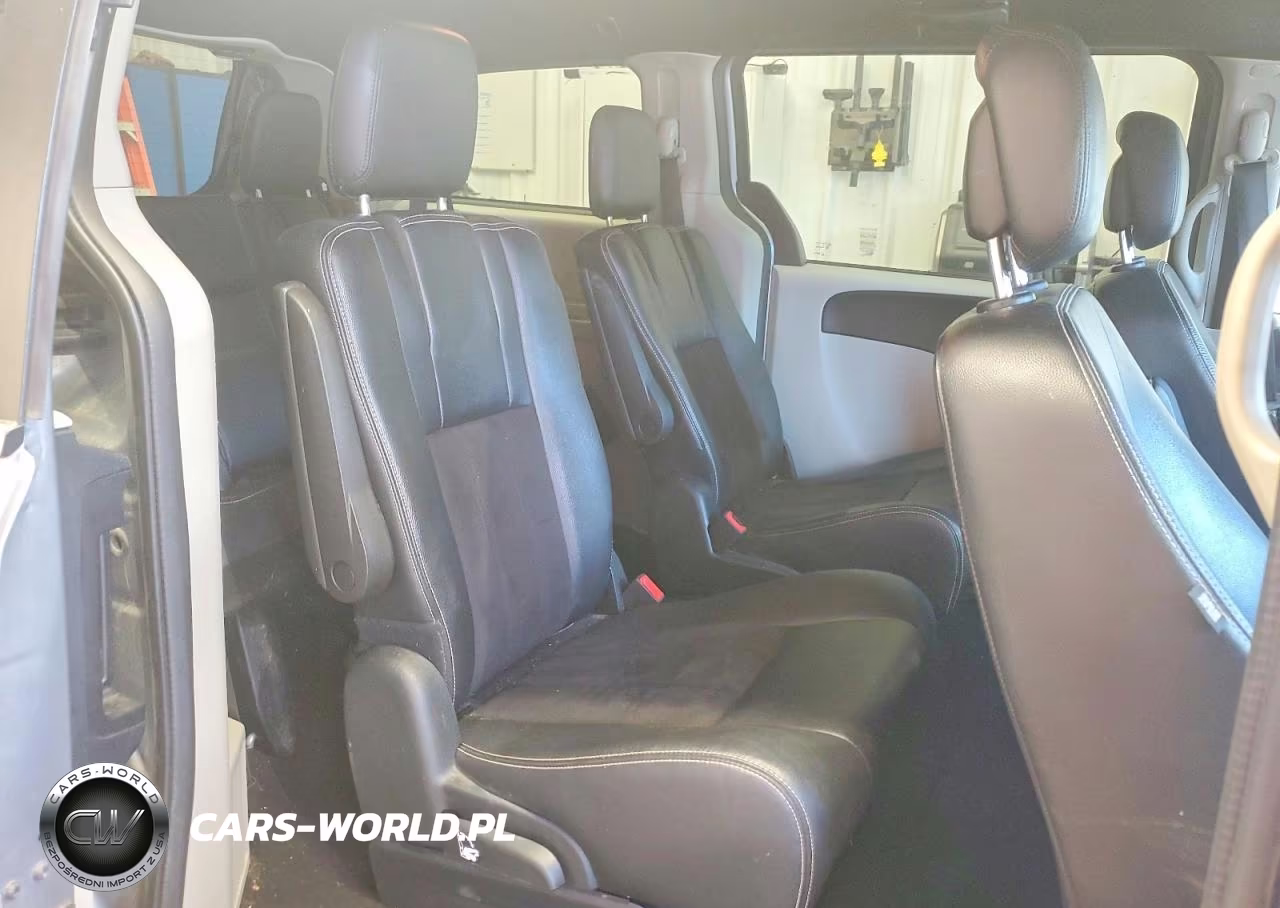2019 Dodge Grand Caravan Sxt VIN:2C4RDGCG0KR800089 - 11