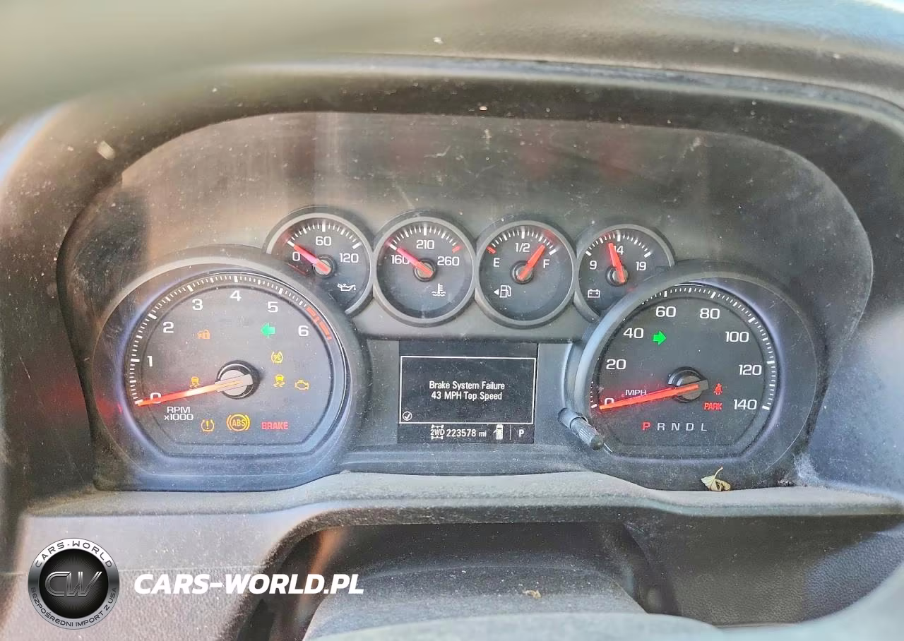 2019 Chevrolet Silverado K1500 VIN:3GCUYAEF1KG126931 - 9