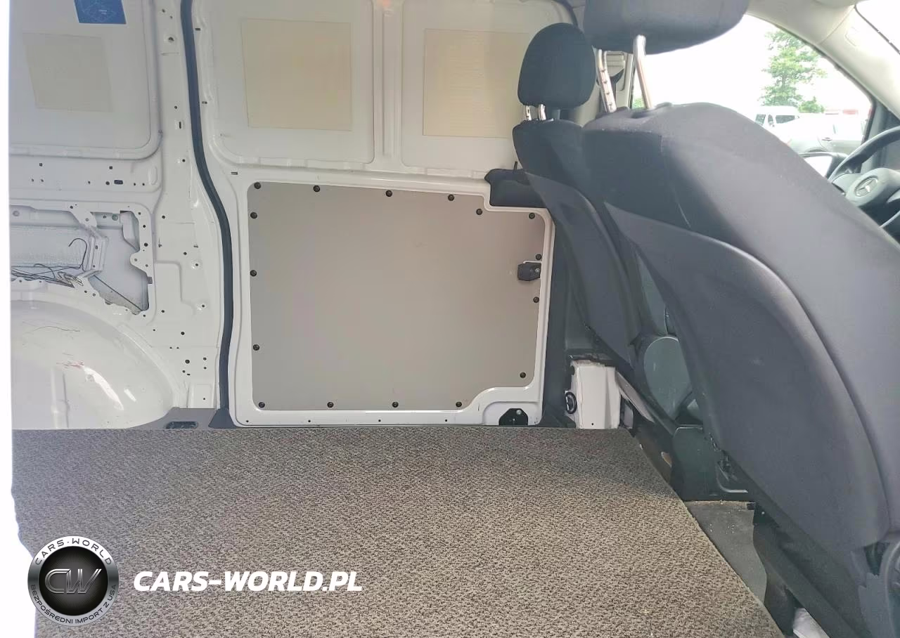 2018 Mercedes-Benz Metris VIN:WD3PG2EA0J3433352 - 11