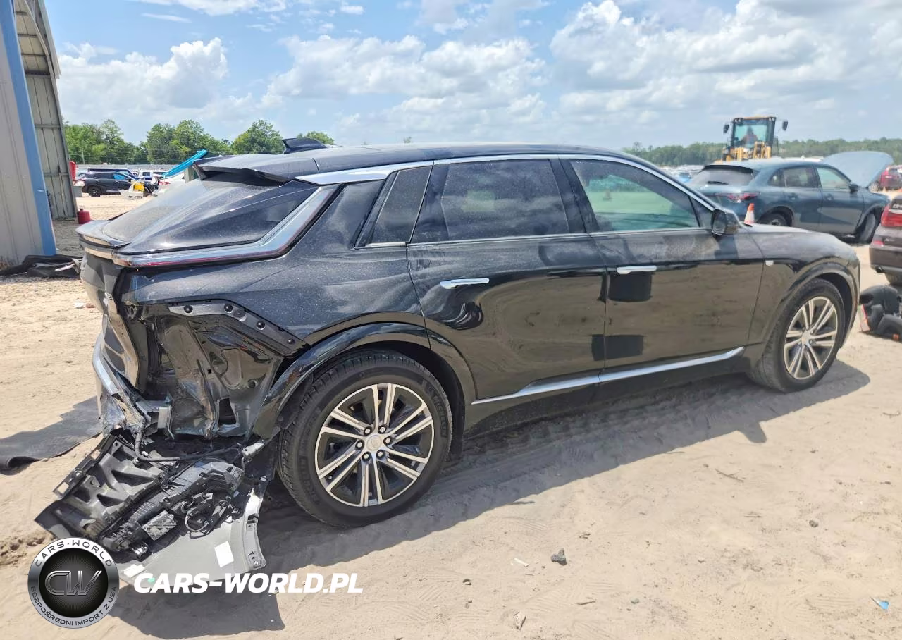 2024 Cadillac Lyriq Luxury VIN:1GYKPSRK4RZ118253 - 3
