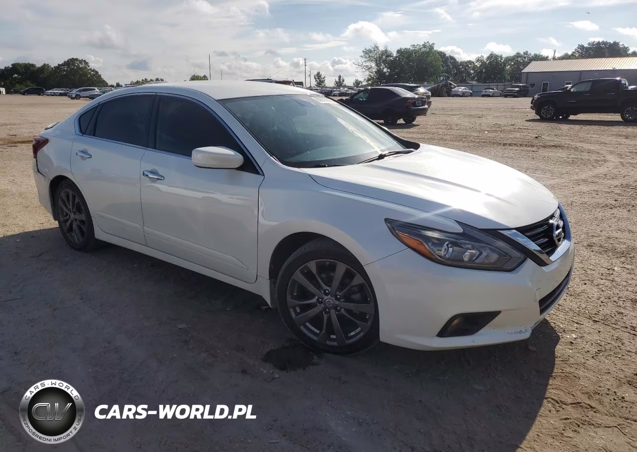 2018 Nissan Altima 2.5 VIN:1N4AL3AP0JC252412 - 4