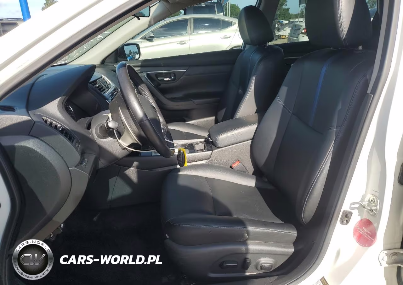 2018 Nissan Altima 2.5 VIN:1N4AL3AP0JC252412 - 7