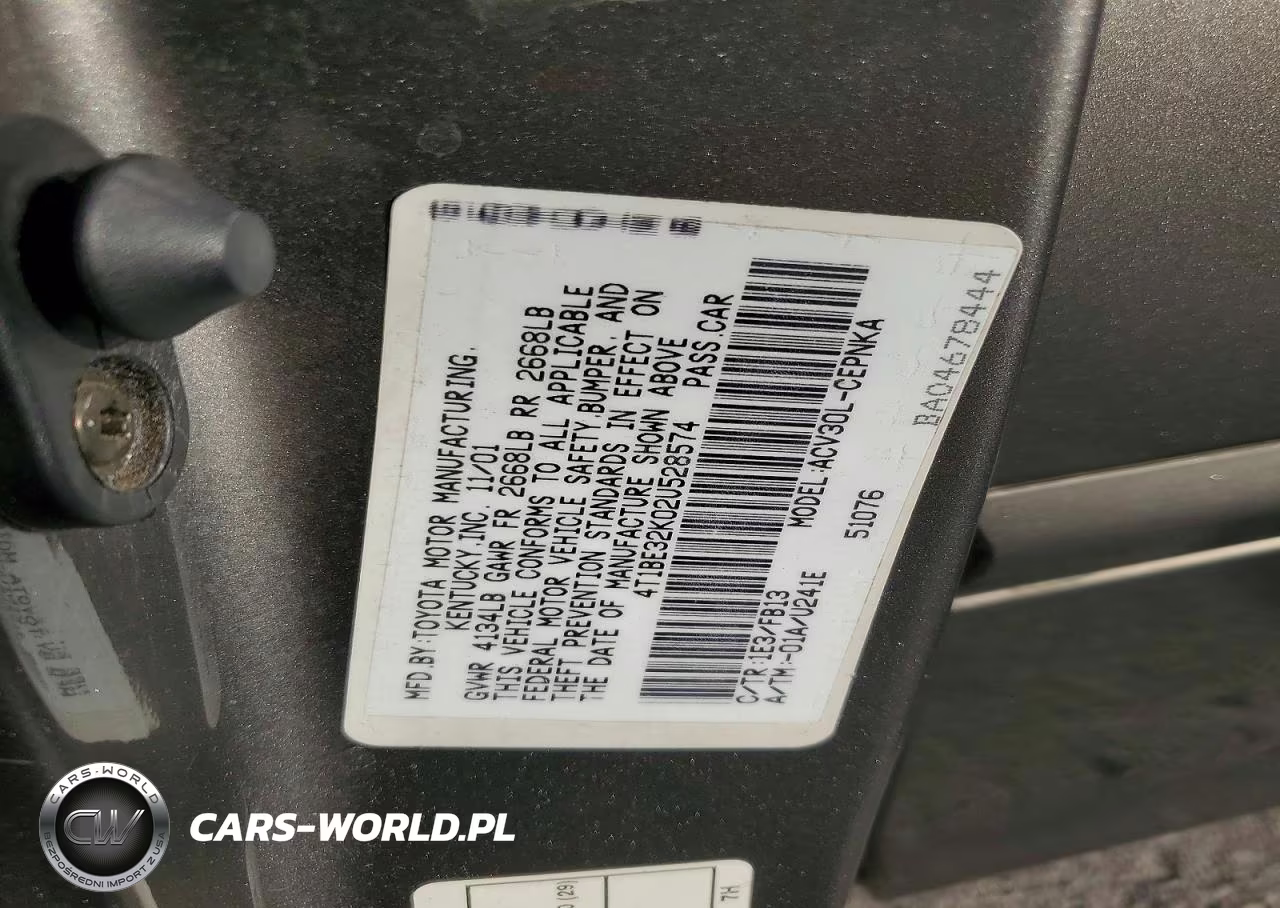 2002 Toyota Camry Le VIN:4T1BE32K02U528574 - 13