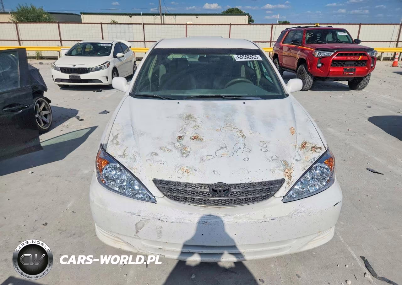 2004 Toyota Camry Le VIN:4T1BE32K24U348659 - 5