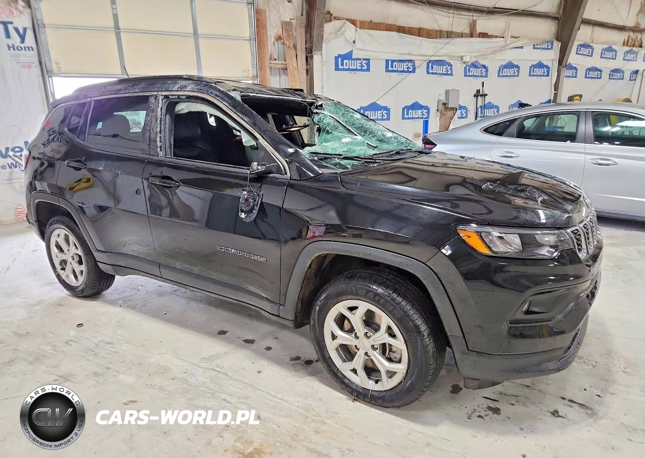 2024 Jeep Compass Latitude VIN:3C4NJDBN0RT118486 - 4