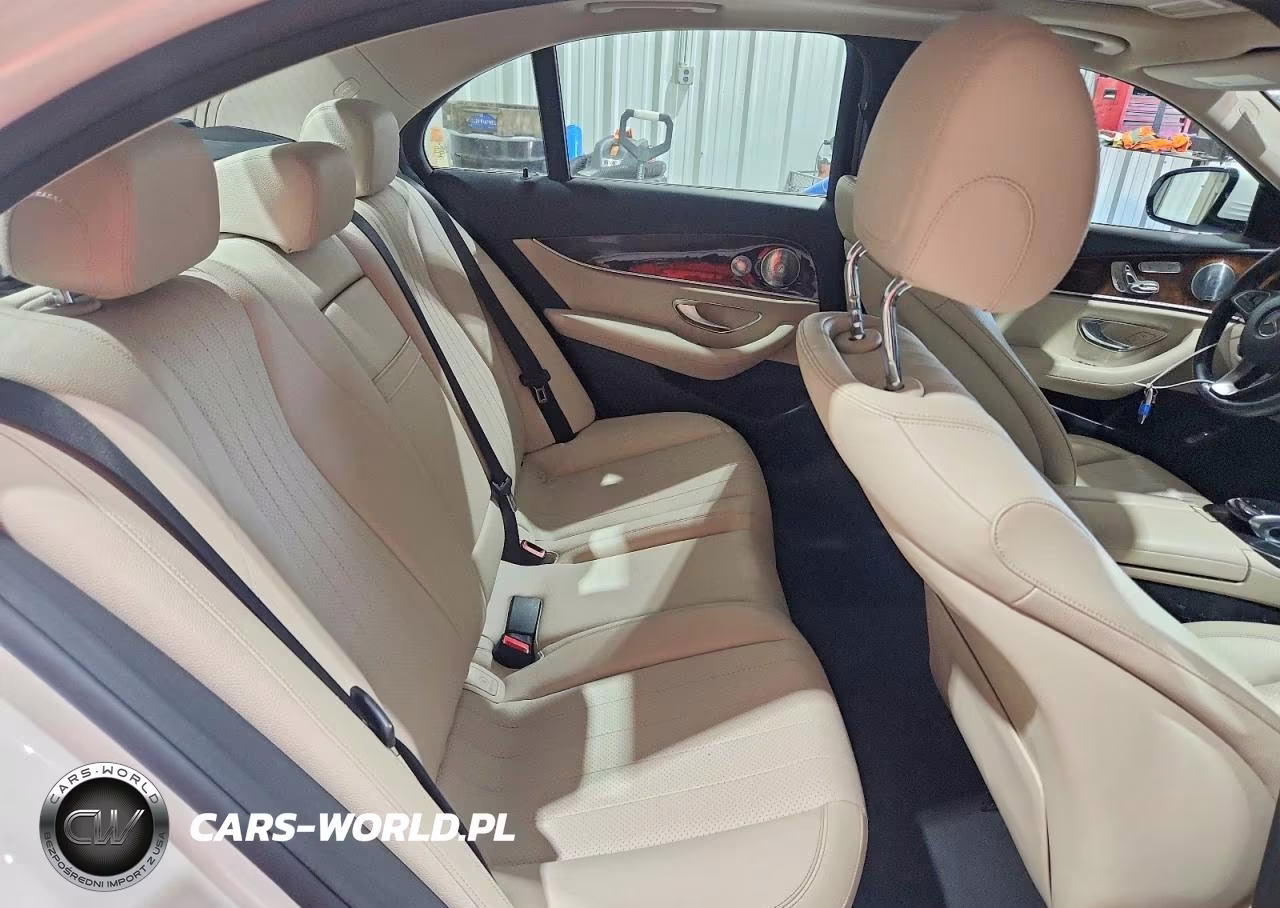 2018 Mercedes-Benz E 300 4Matic VIN:WDDZF4KB8JA335374 - 10
