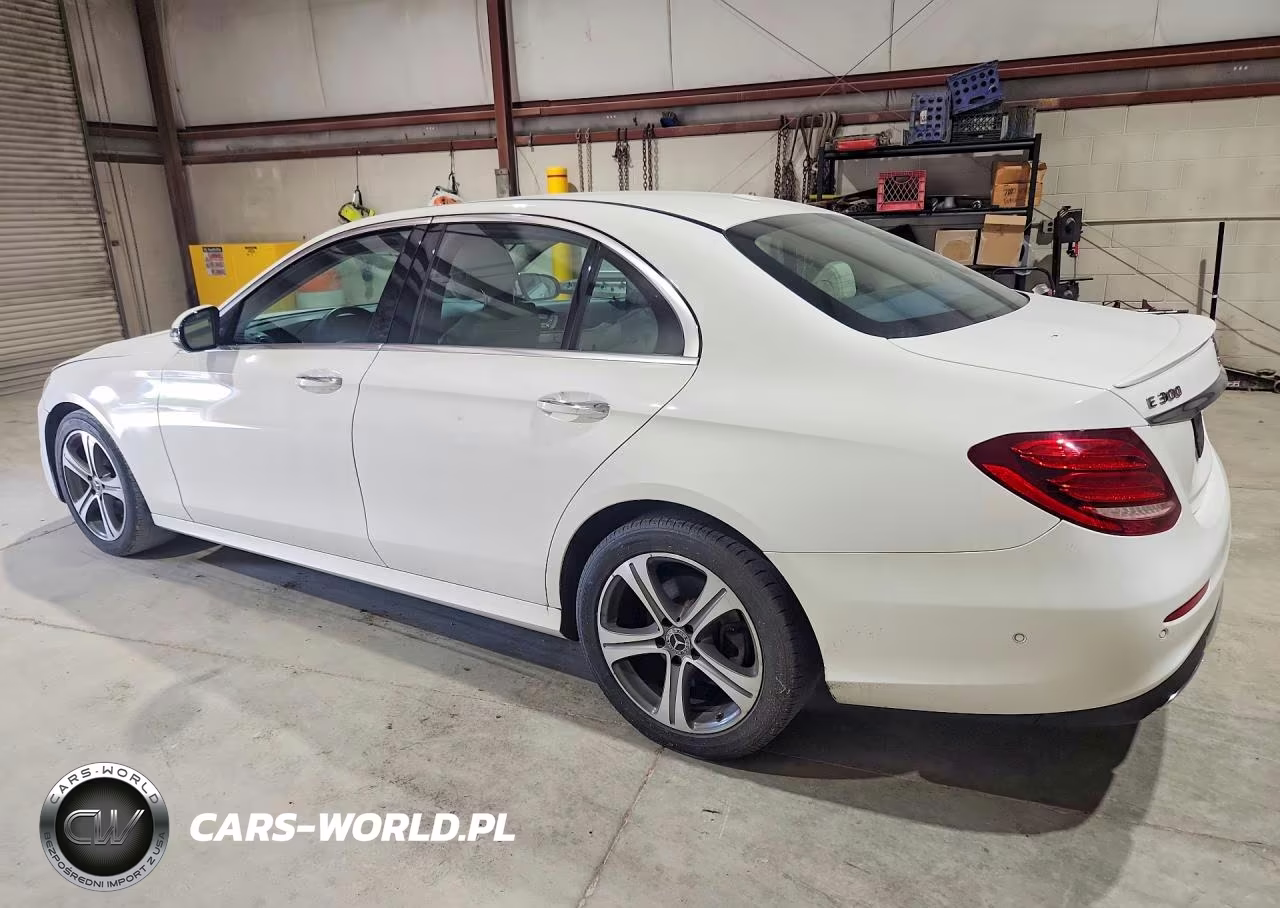 2018 Mercedes-Benz E 300 4Matic VIN:WDDZF4KB8JA335374 - 2