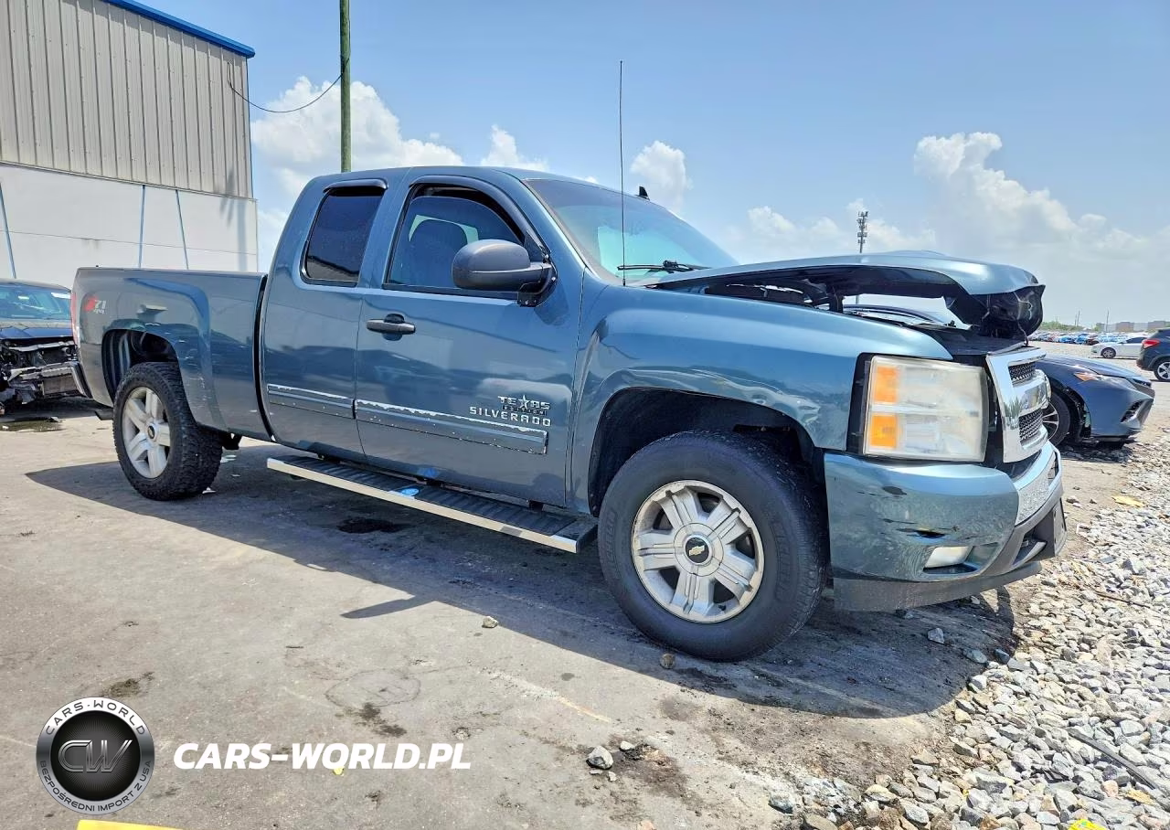2011 Chevrolet Silverado K1500 Lt VIN:1GCRKSE36BZ463596 - 4