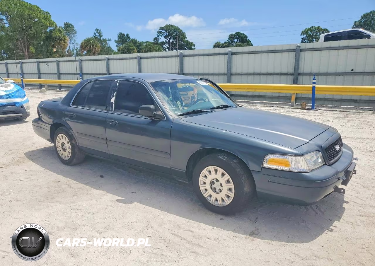 2005 Ford Crown Victoria Police Interceptor VIN:2FAHP71W05X106487 - 4