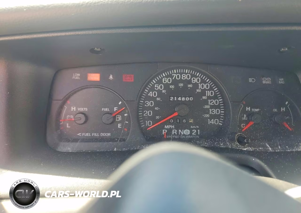 2005 Ford Crown Victoria Police Interceptor VIN:2FAHP71W05X106487 - 9