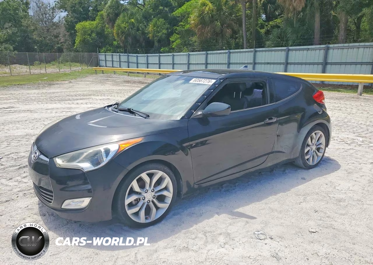 2013 Hyundai Veloster Base – zdjęcie 1 z 12