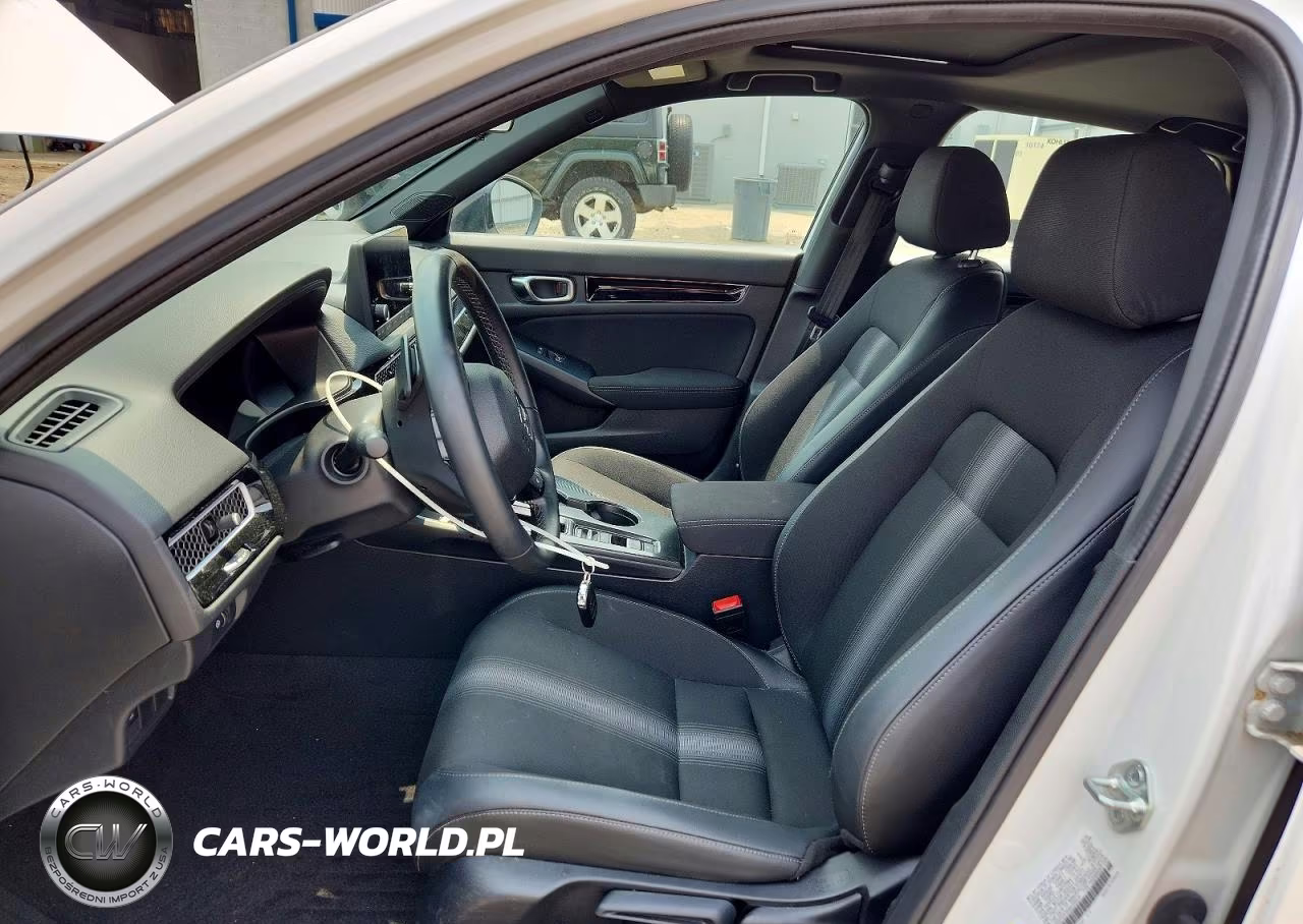 2025 Honda Civic Sport VIN:2HGFE4F85SH305316 - 7