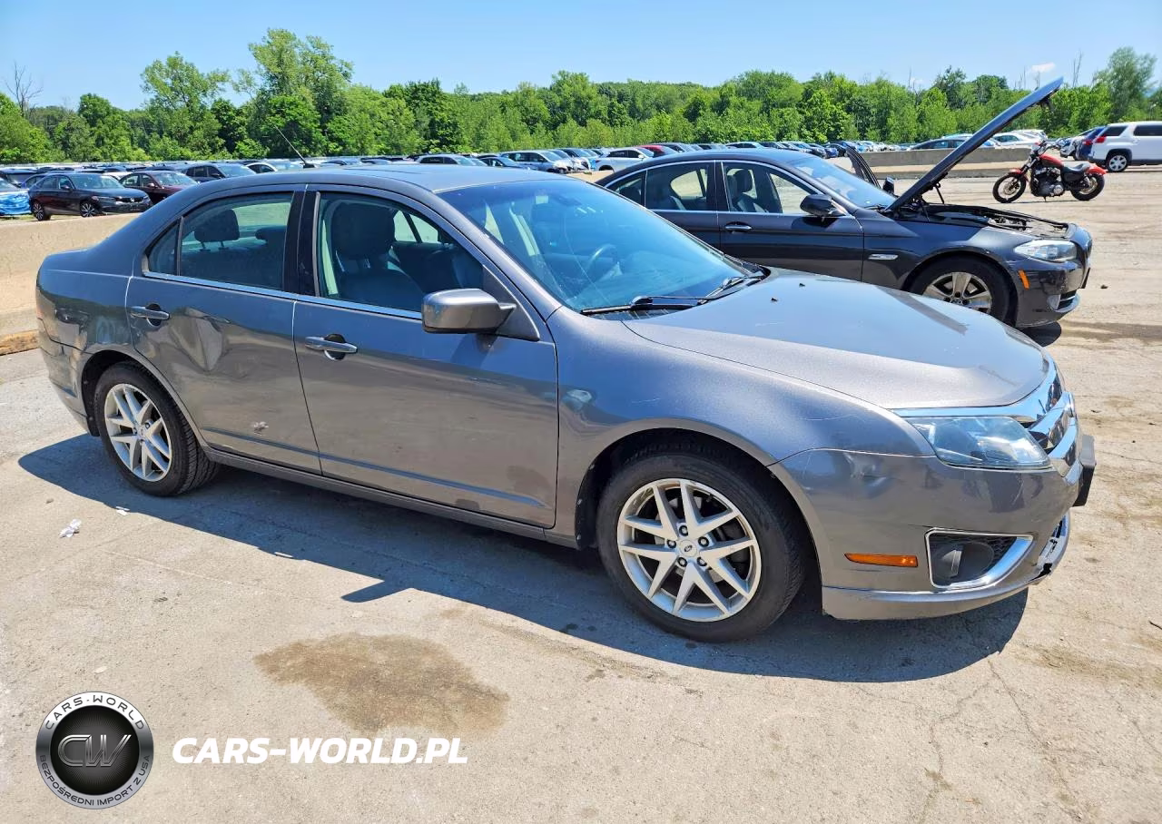 2012 Ford Fusion VIN:3FAHP0JA4CR424636 - 4