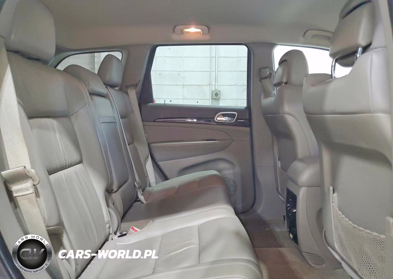 2013 Jeep Grand Cherokee Laredo VIN:1C4RJFAGXDC549115 - 11