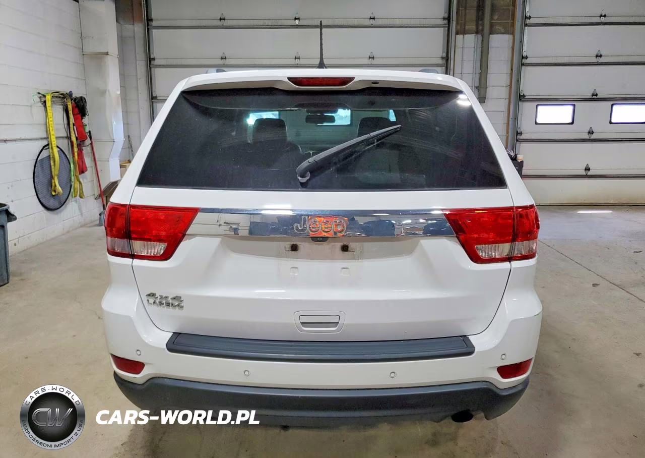 2013 Jeep Grand Cherokee Laredo VIN:1C4RJFAGXDC549115 - 6