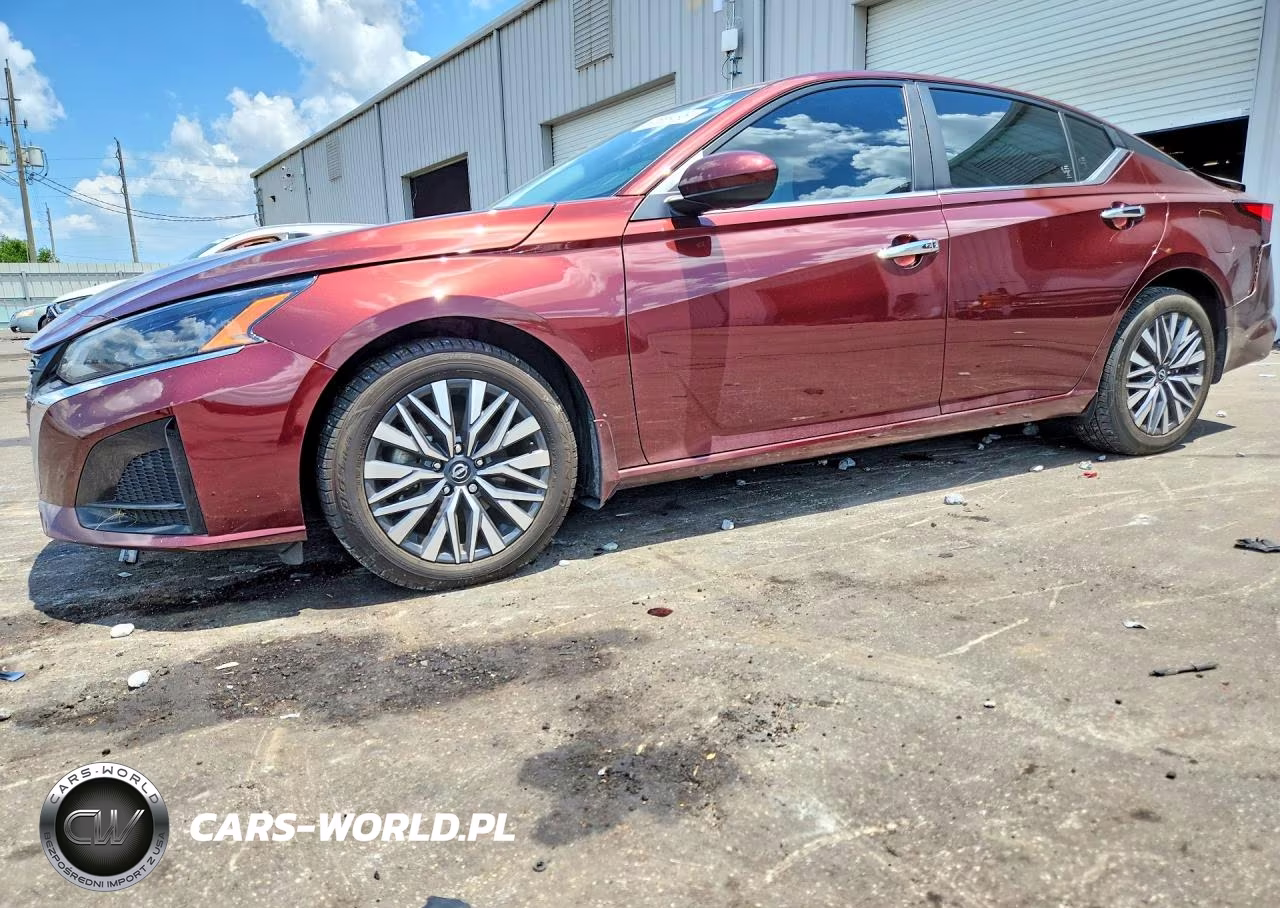 2023 Nissan Altima Sv – zdjęcie 1 z 12