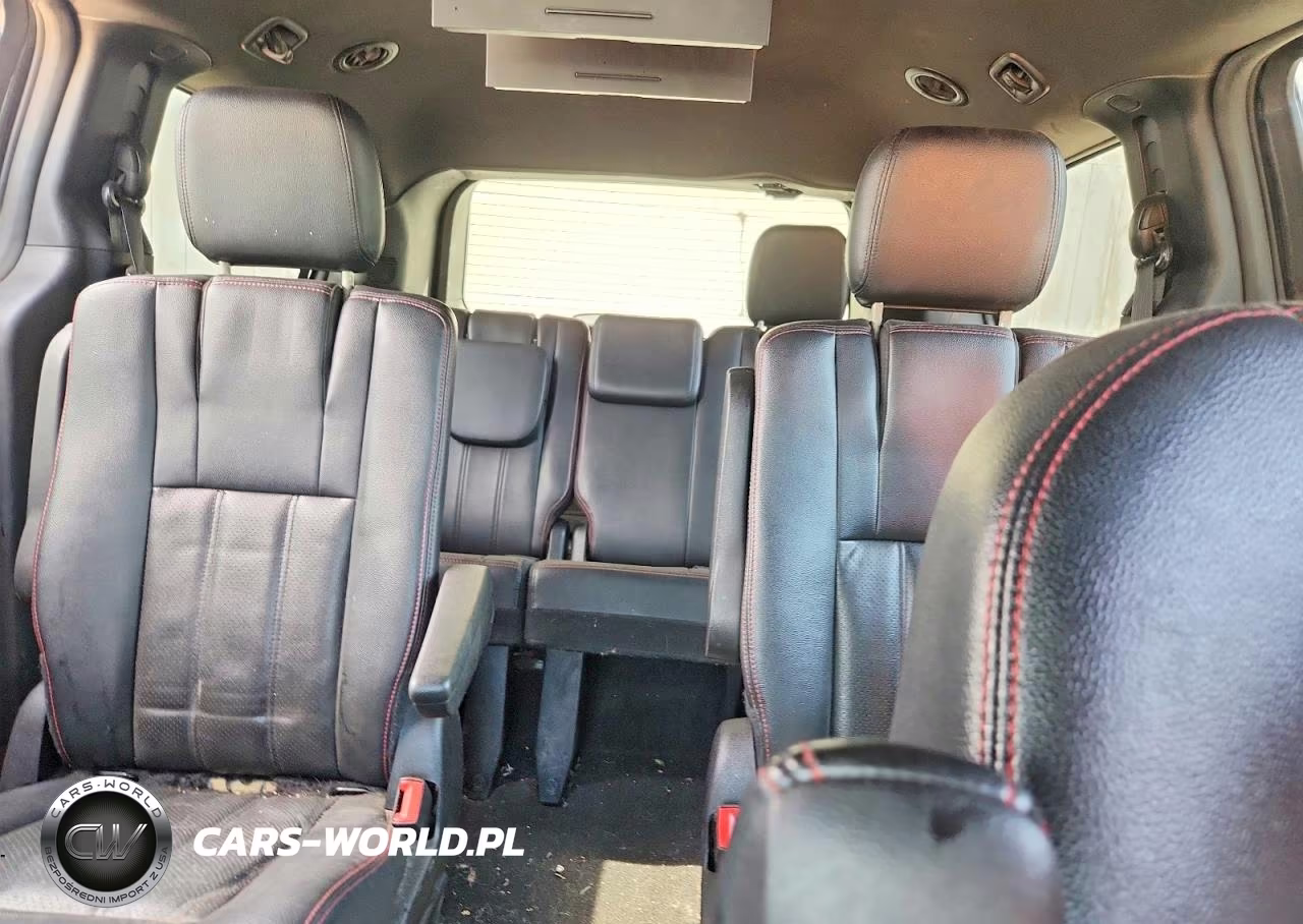 2016 Dodge Grand Caravan R-T VIN:2C4RDGEG7GR270627 - 10