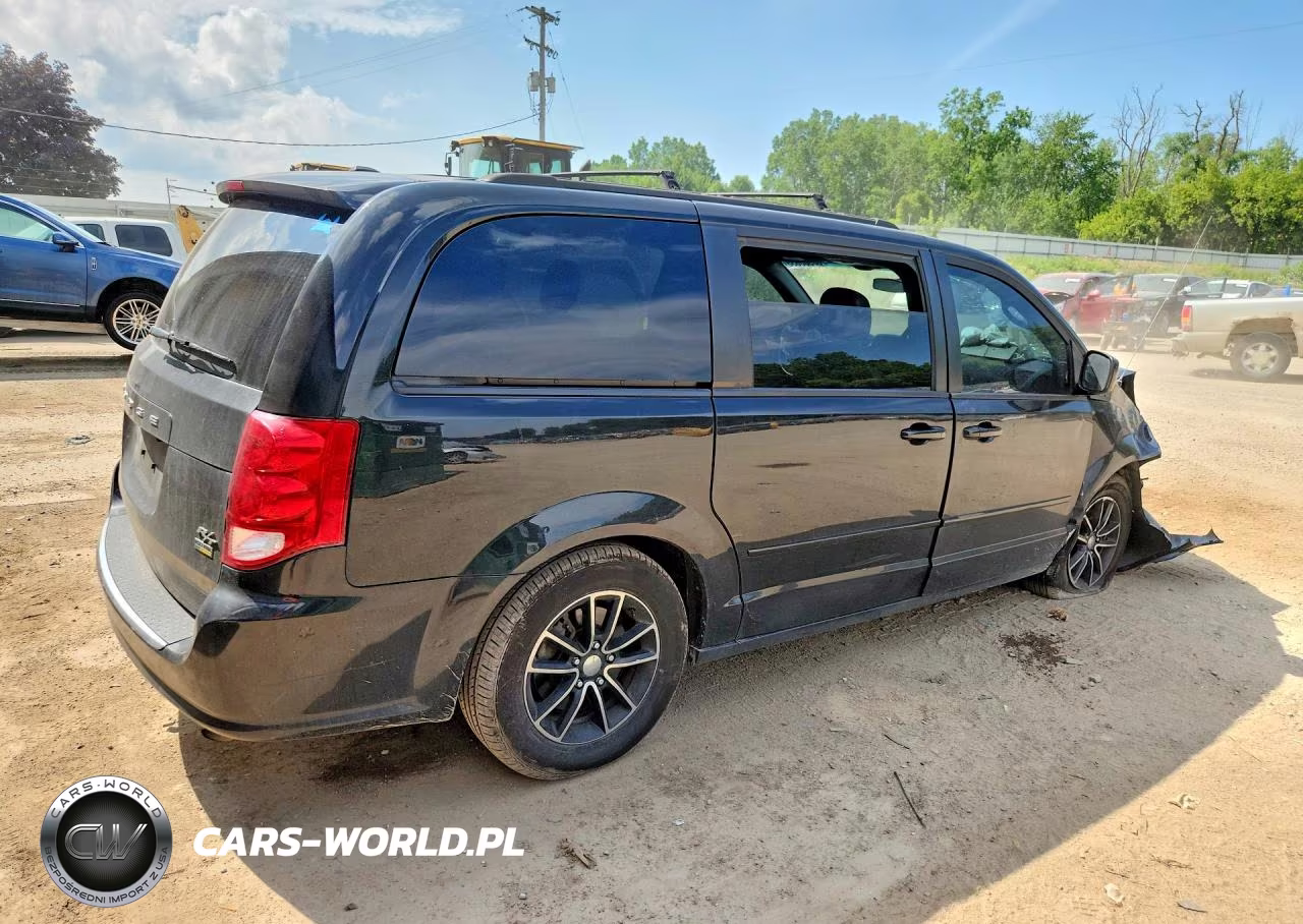2016 Dodge Grand Caravan R-T VIN:2C4RDGEG7GR270627 - 3
