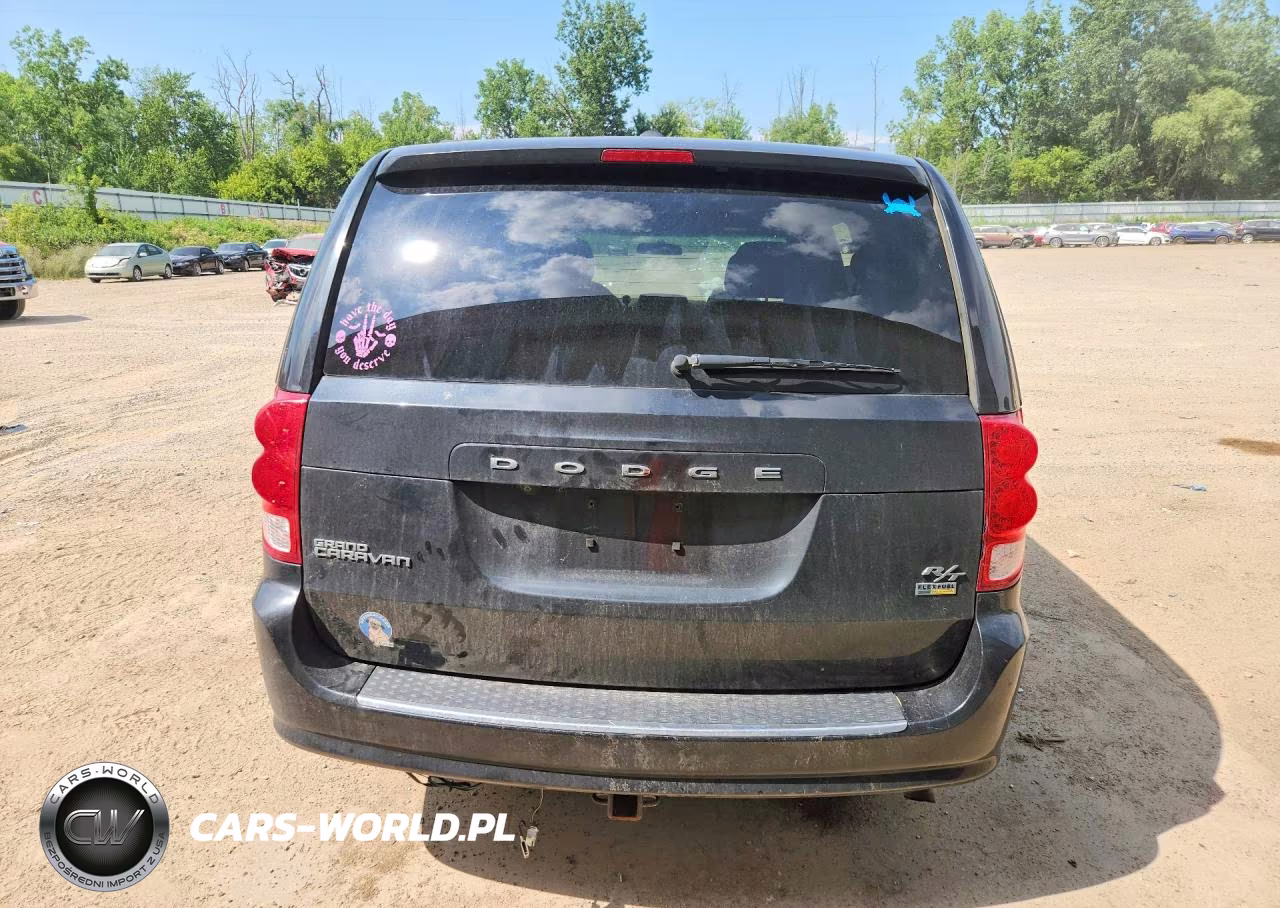 2016 Dodge Grand Caravan R-T VIN:2C4RDGEG7GR270627 - 6