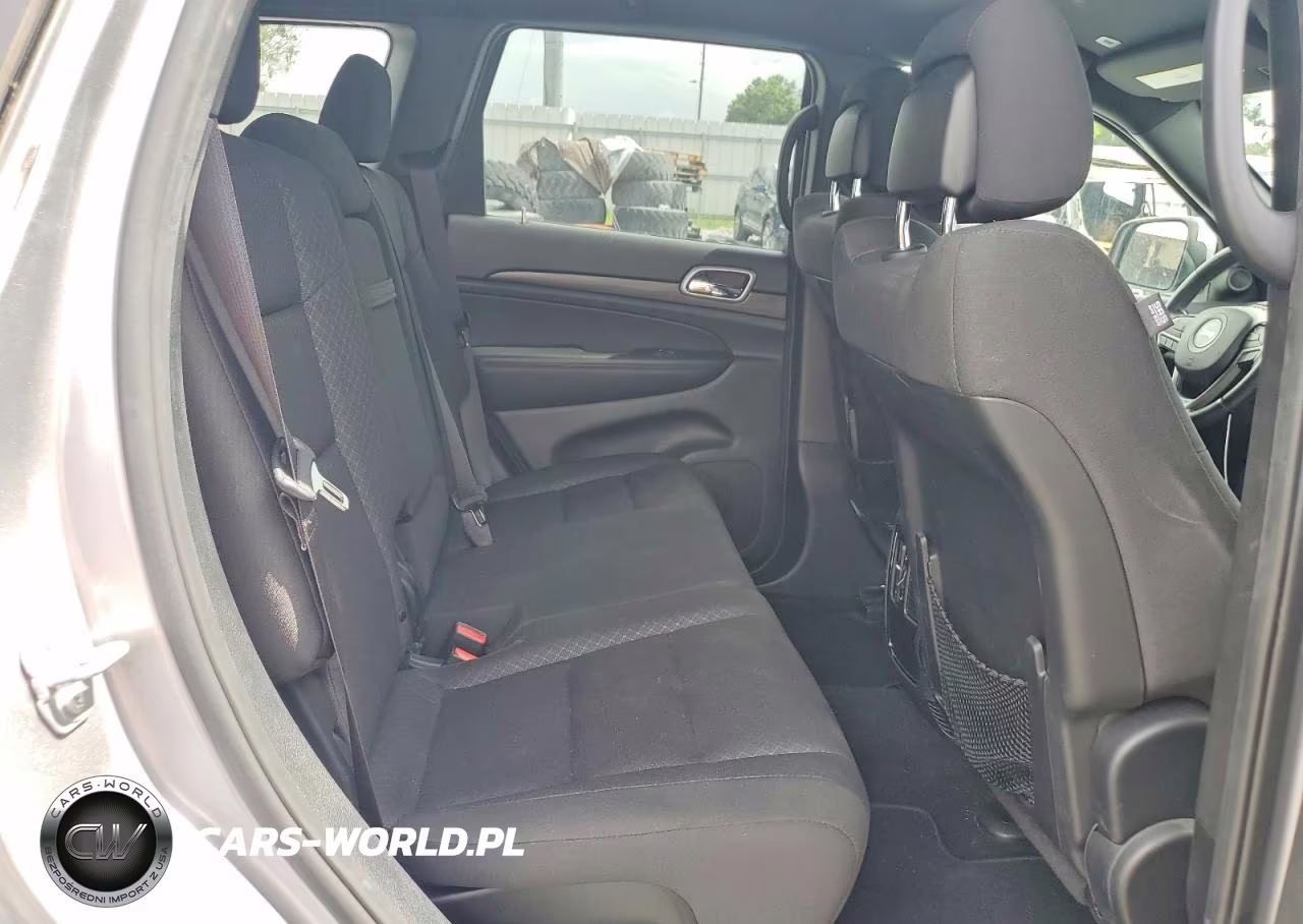 2019 Jeep Grand Cherokee Laredo VIN:1C4RJEAG9KC850742 - 11