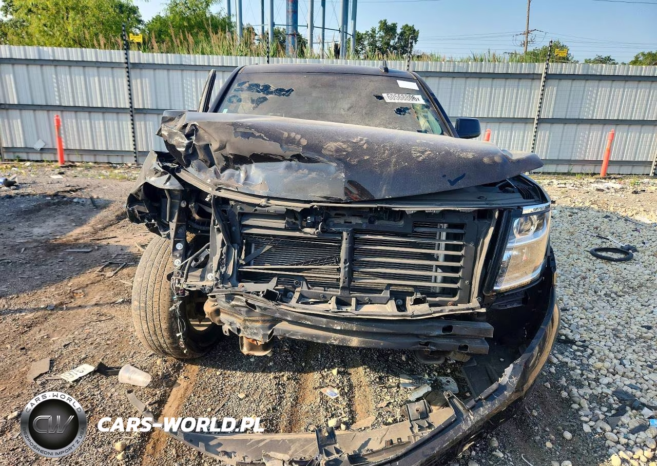 2018 Chevrolet Tahoe C1500 Lt VIN:1GNSCBKC0JR147183 - 5