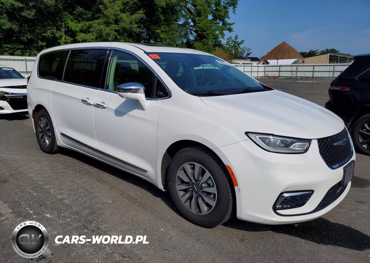 2022 Chrysler Pacifica Hybrid Limited VIN:2C4RC1S76NR173792 - 4
