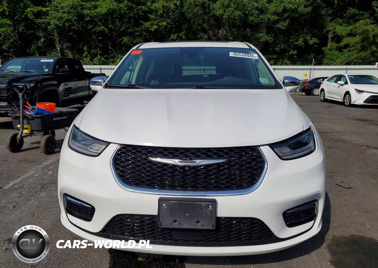 2022 Chrysler Pacifica Hybrid Limited VIN:2C4RC1S76NR173792 - 5