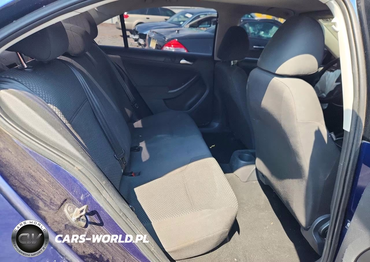 2012 Volkswagen Jetta Base VIN:3VW1K7AJ7CM382900 - 10