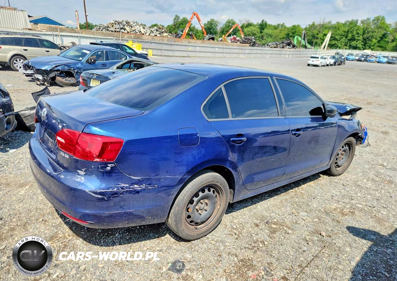2012 Volkswagen Jetta Base VIN:3VW1K7AJ7CM382900 - 3