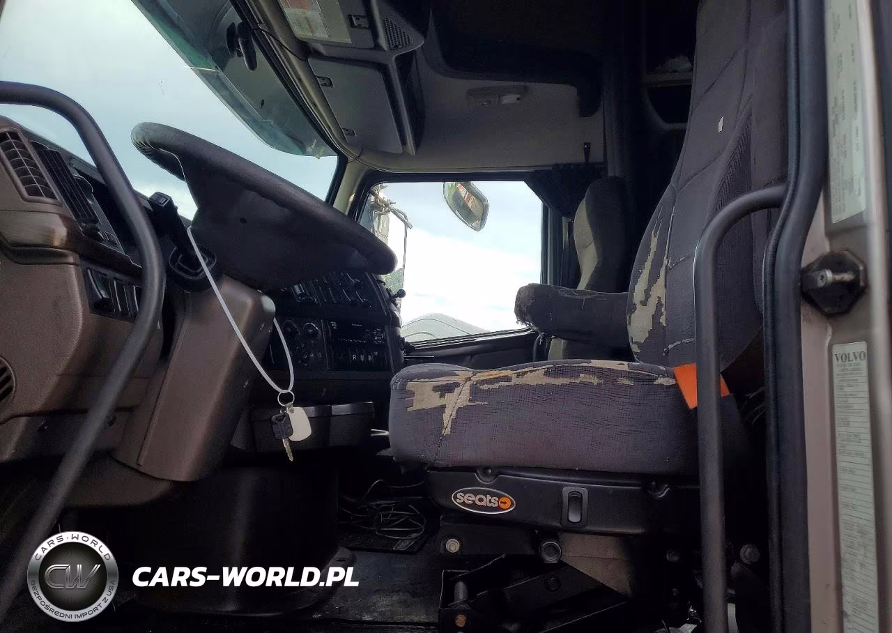 2017 Volvo Vn Vnl VIN:4V4NC9EH2HN992628 - 7