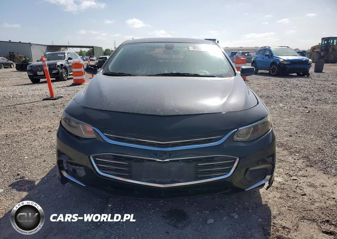 2018 Chevrolet Malibu Lt VIN:1G1ZD5ST2JF150165 - 5