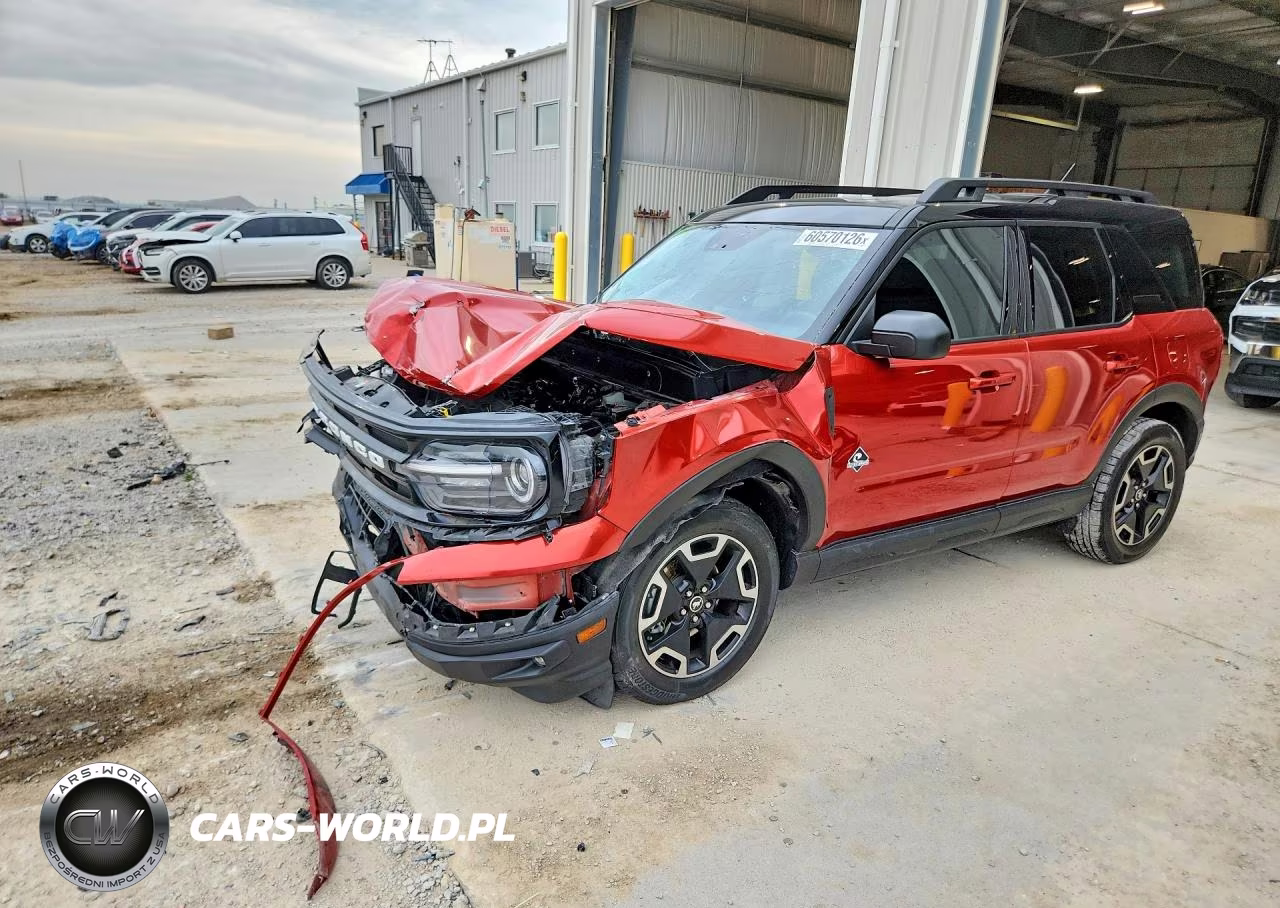 2022 Ford Bronco Sport Outer Banks – zdjęcie 1 z 12