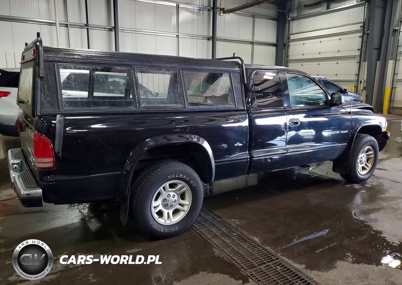 2002 Dodge Dakota Sport VIN:1B7GG32N12S696833 - 3