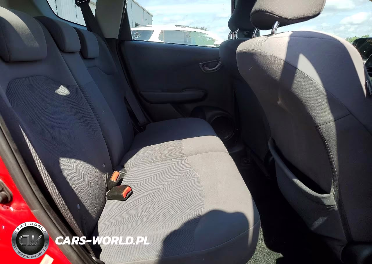 2010 Honda Fit Lx VIN:JHMGE8H28AC016790 - 10