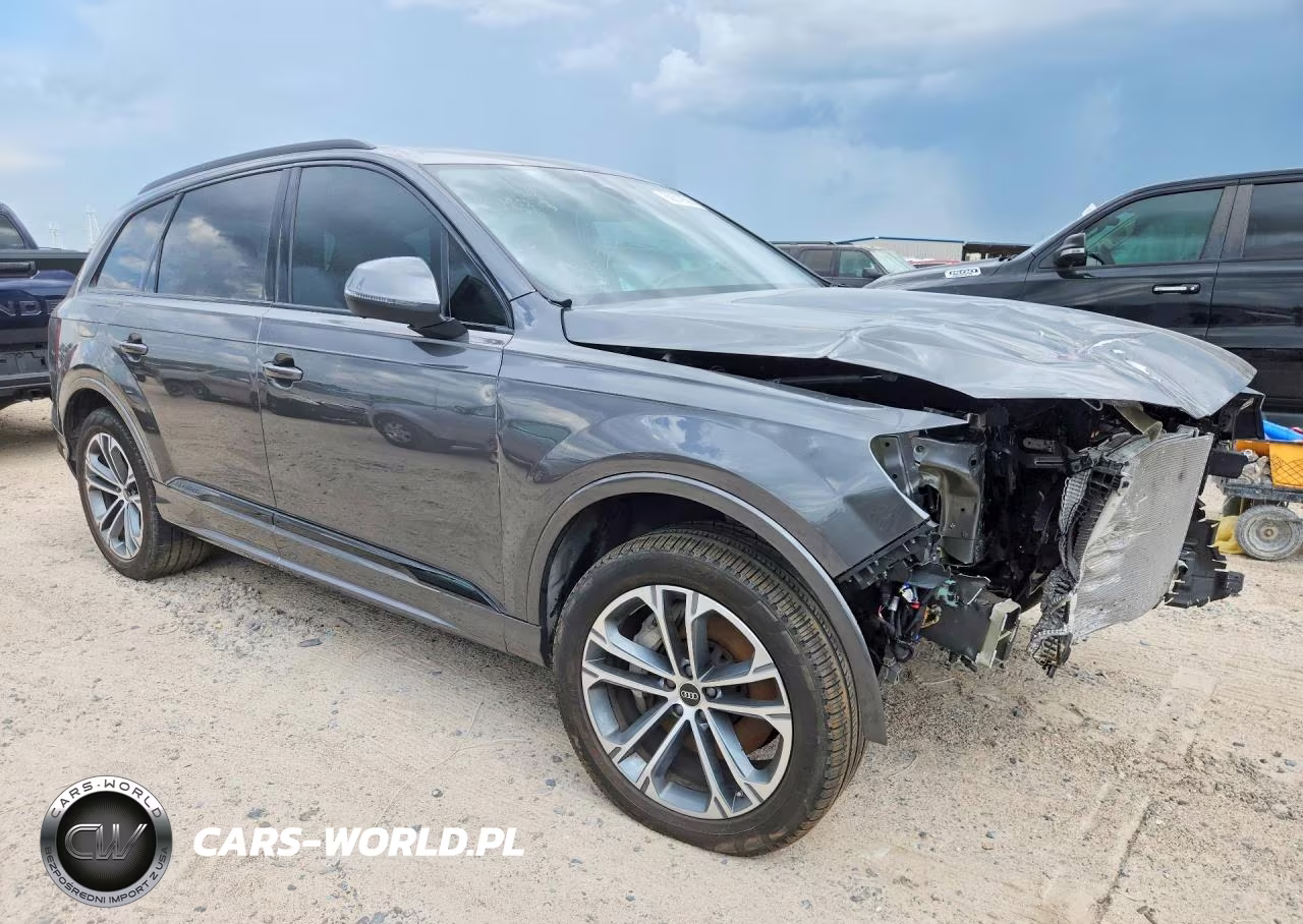 2025 Audi Q7 Premium Plus 45 Tfsi Quattro Tiptronic VIN:WA1LCBF72SD003203 - 4
