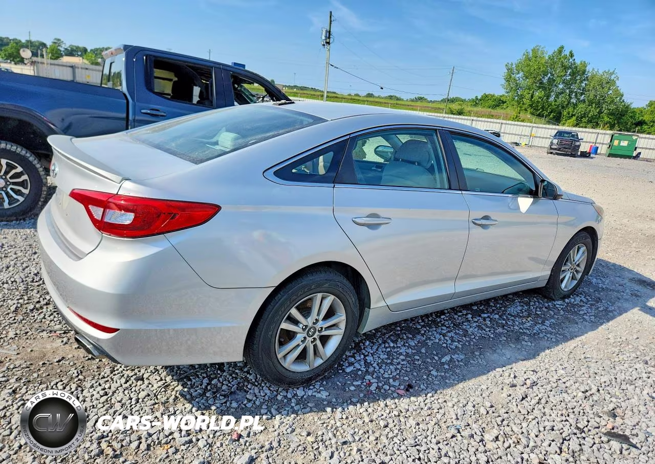 2015 Hyundai Sonata Se VIN:5NPE24AFXFH077870 - 3