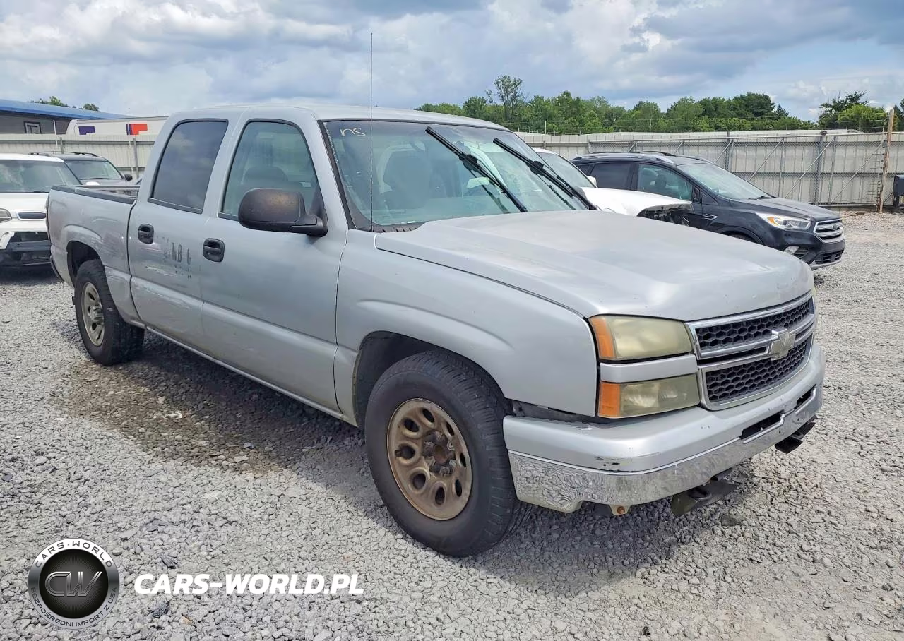 2007 Chevrolet Silverado C1500 Classic Crew Cab VIN:2GCEC13V471126807 - 4