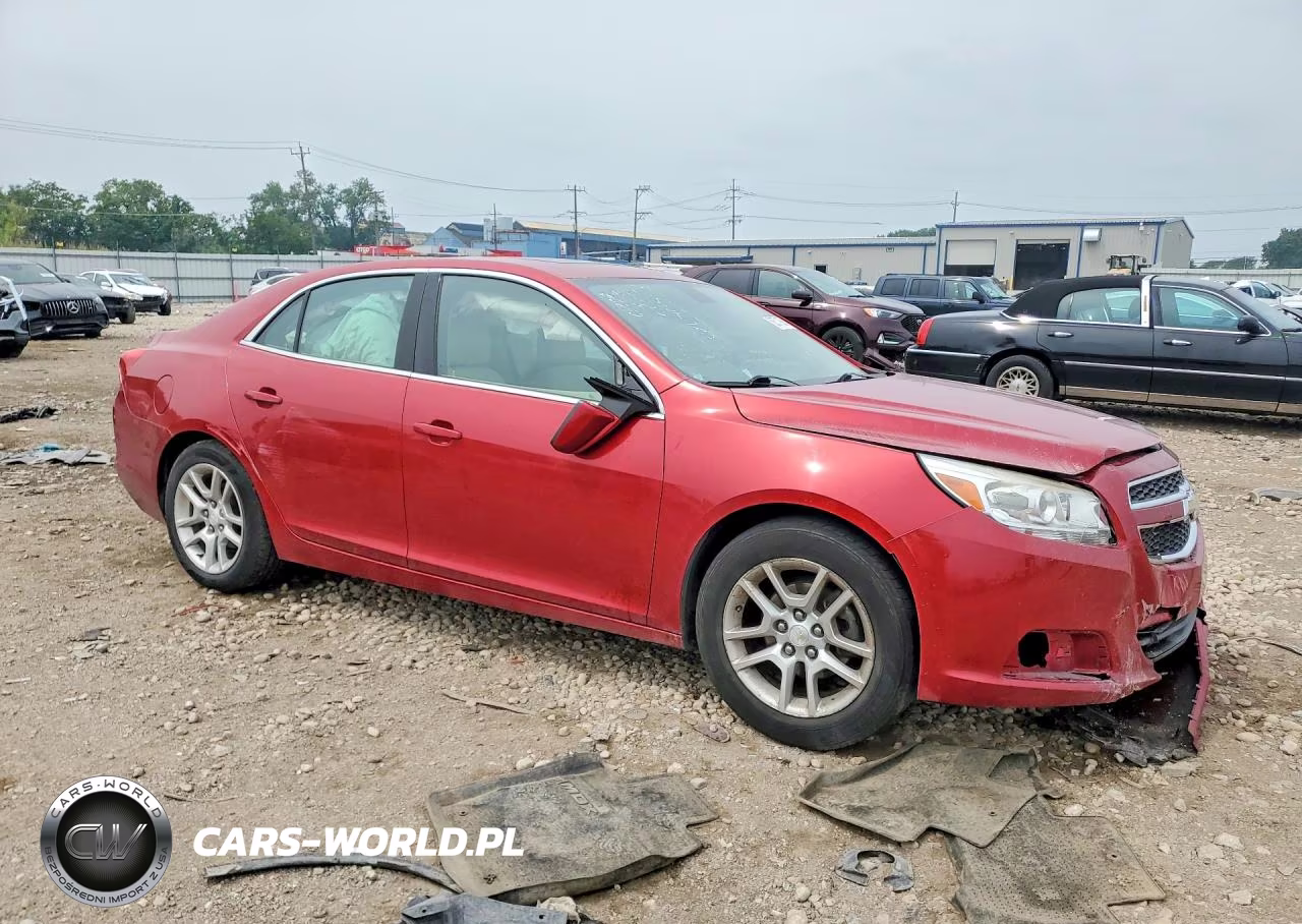 2013 Chevrolet Malibu 1Lt VIN:1G11D5RR8DF115285 - 4