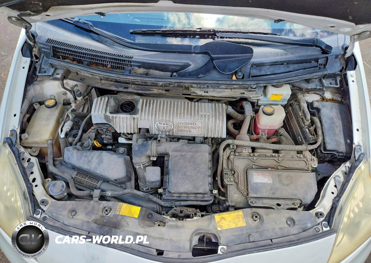2013 Toyota Prius Two VIN:JTDKN3DU3D5682938 - 11