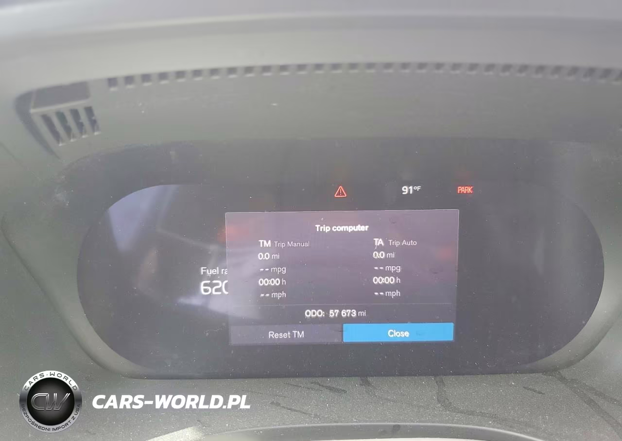 2022 Volvo Xc60 B5 Momentum VIN:YV4L12RK0N1971749 - 9