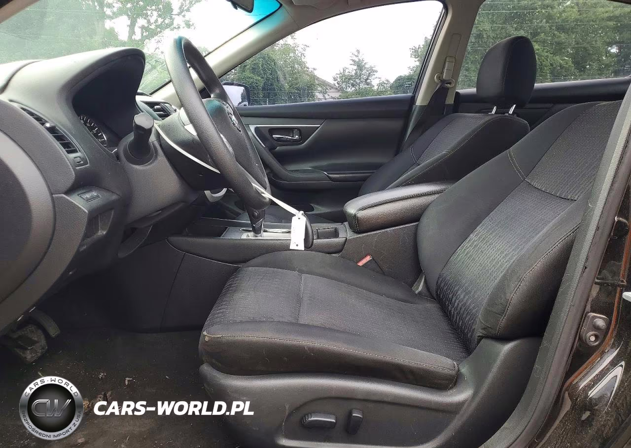 2016 Nissan Altima 2.5 S VIN:1N4AL3AP2GN343646 - 7