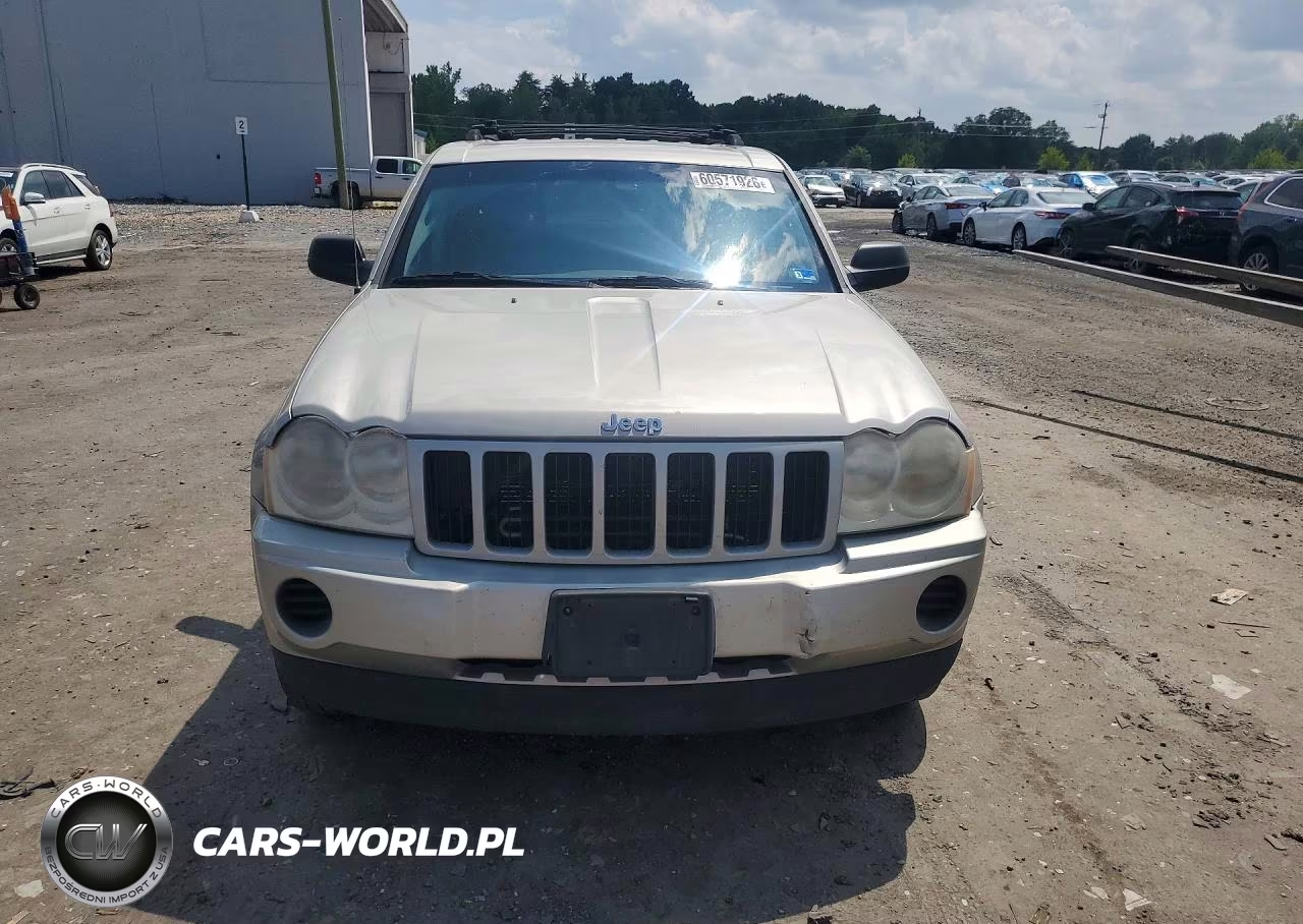 2007 Jeep Grand Cherokee Laredo VIN:1J8GR48K87C579516 - 5