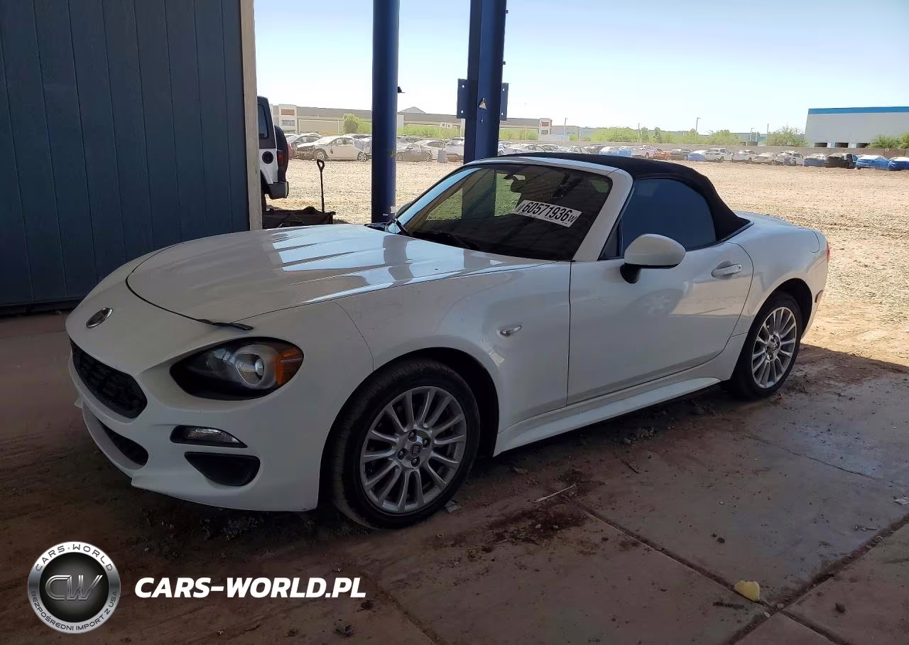 2017 Fiat 124 Spider Classica – zdjęcie 1 z 12